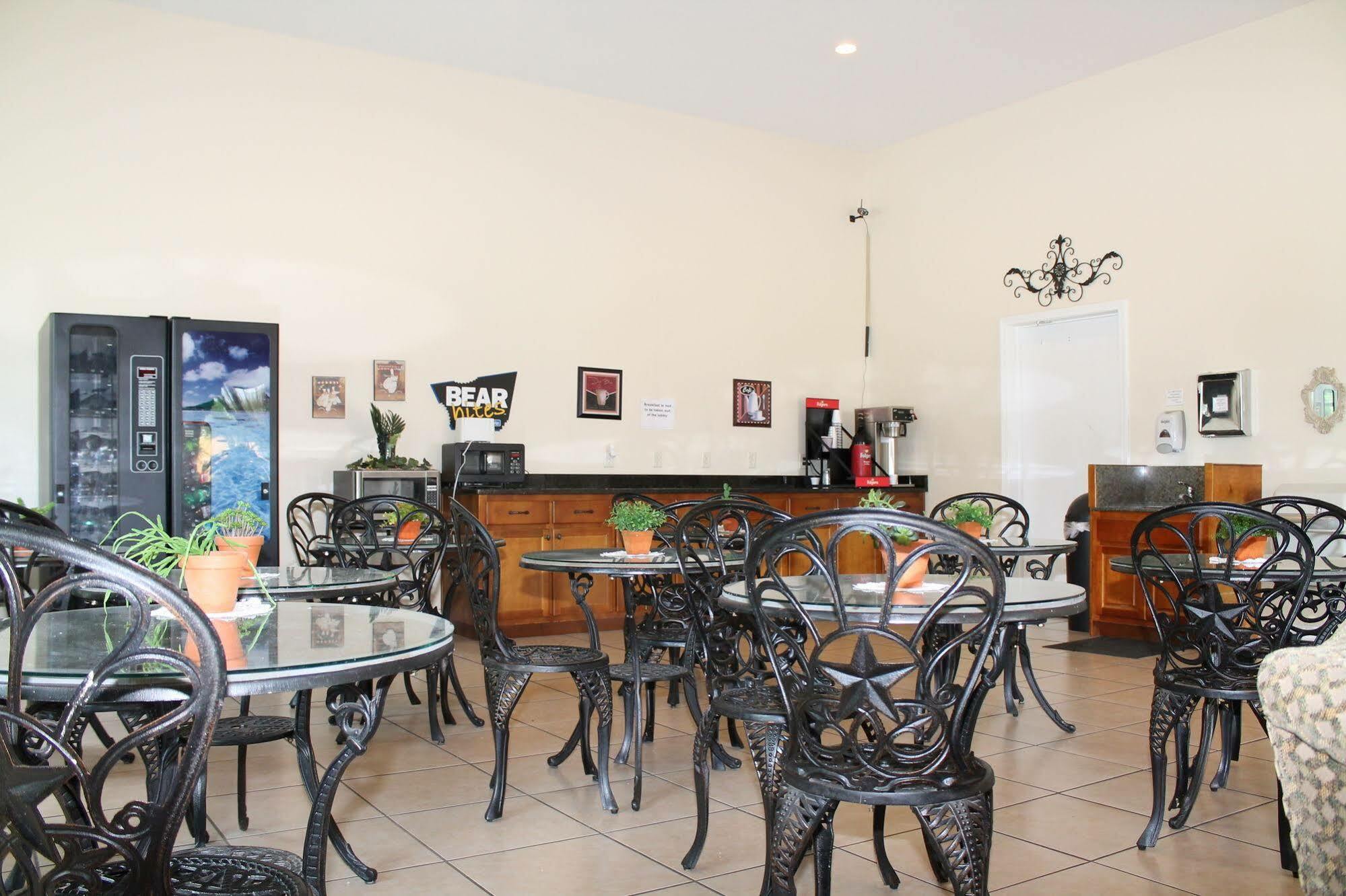 Travelers Inn Kingsland Kültér fotó